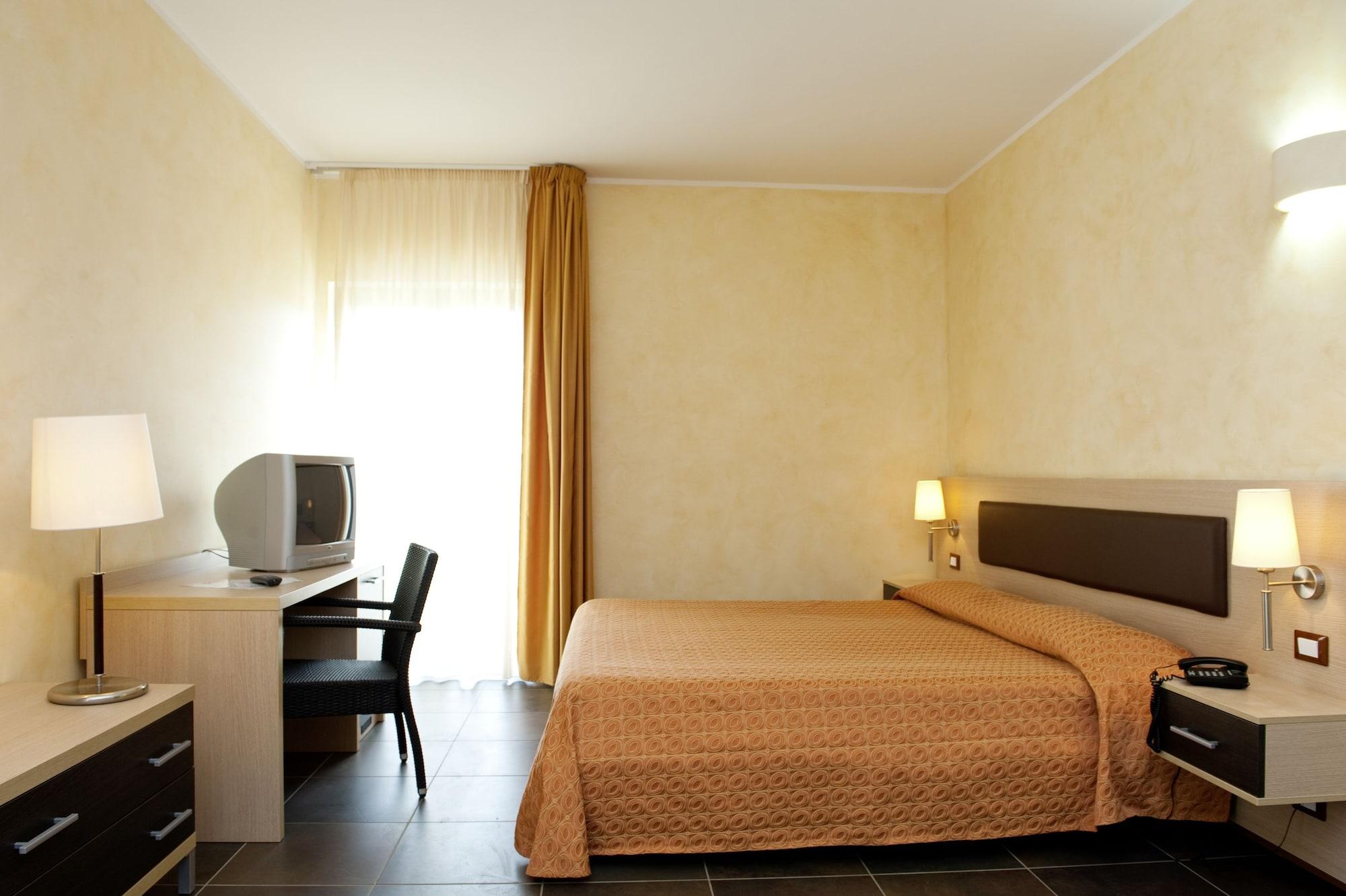 Bv Borgo Del Principe Hotel Дзамброне Екстериор снимка