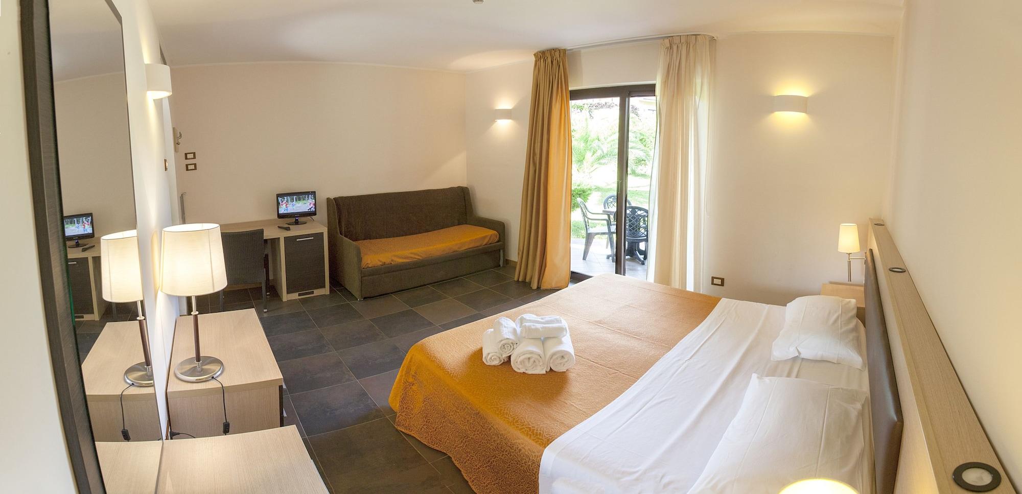Bv Borgo Del Principe Hotel Дзамброне Екстериор снимка